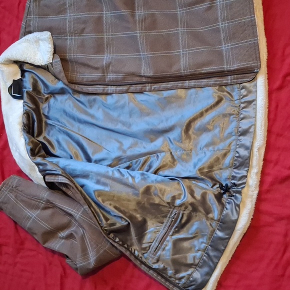 Mountain Hardwear Brown Plaid Jacket